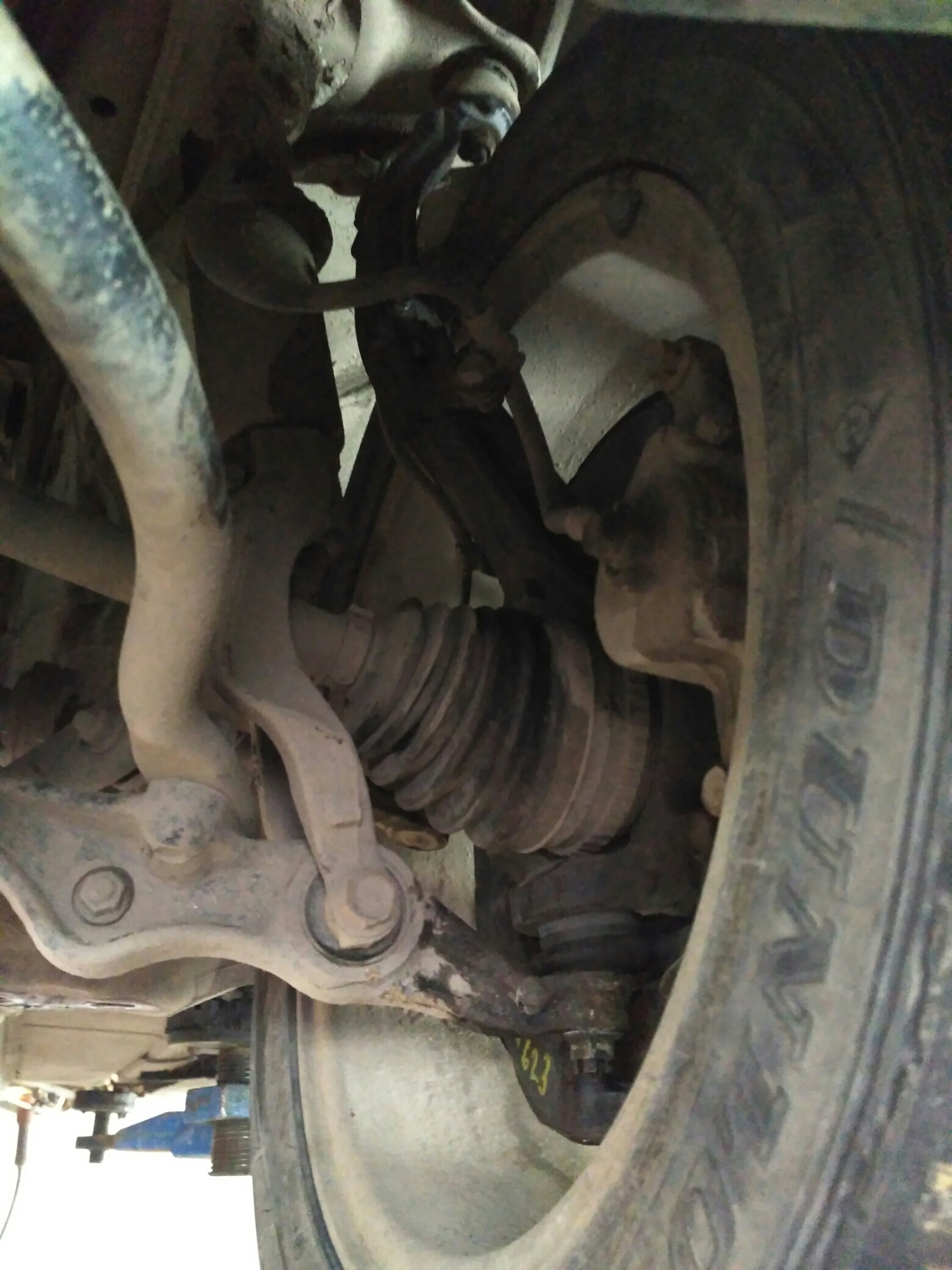 Замена поворотного кулака и суппорта — Honda Accord Euro R (CL1), 2,2 л ...