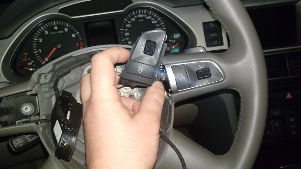 Кнопки хром в руль - Audi A6 (C6), 2,8 л, 2007 года просто так DRIVE2