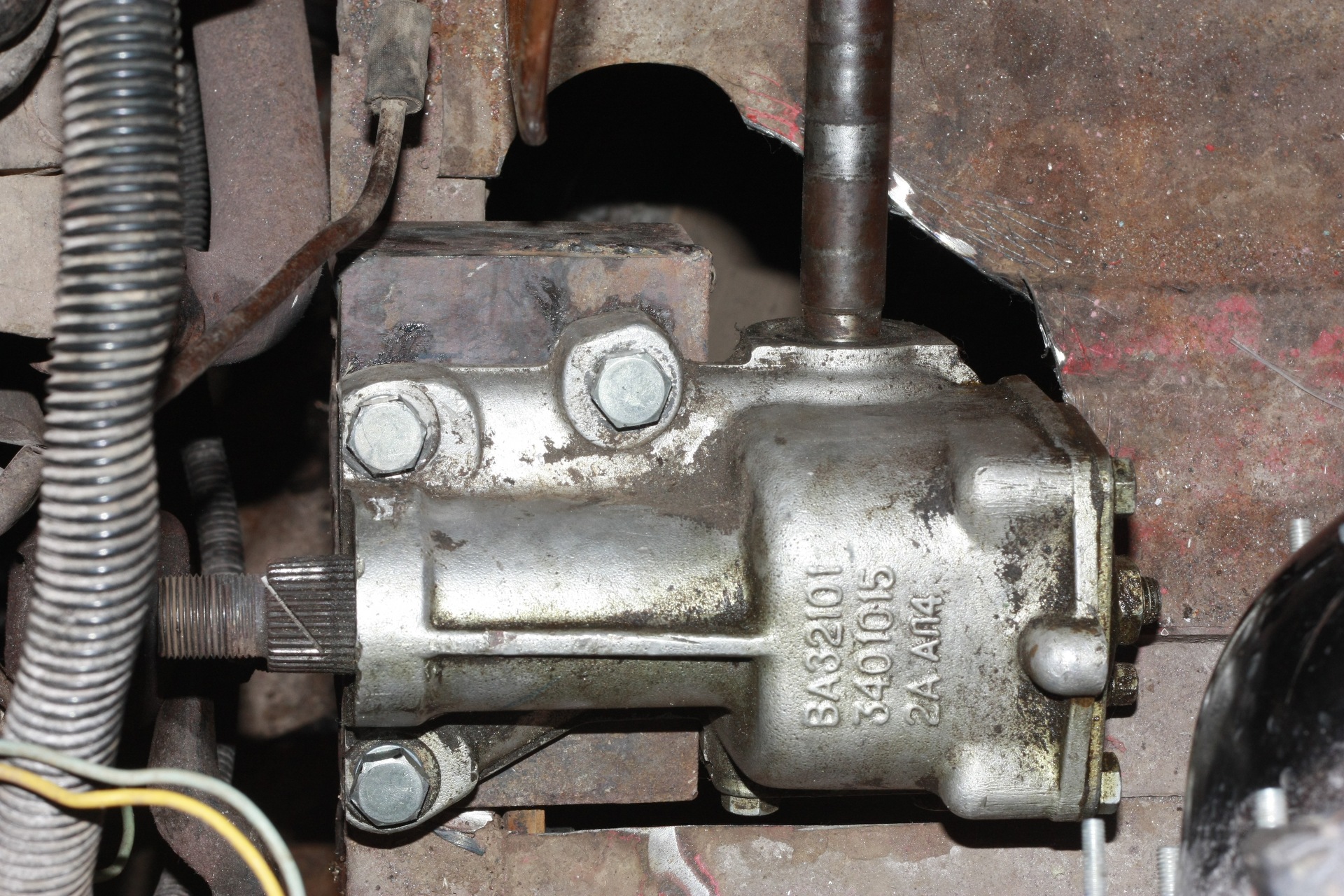 Рулевой редуктор ваз в луаз 969м. Рулевой редуктор ваз в луаз 969м. Редуктор рулевой уаз 3162. Рулевой редуктор луаз 969м. Рулевая колонка ваз на луаз 969м.