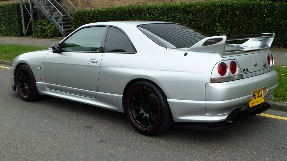 Neksa Autotuning Skyline r34