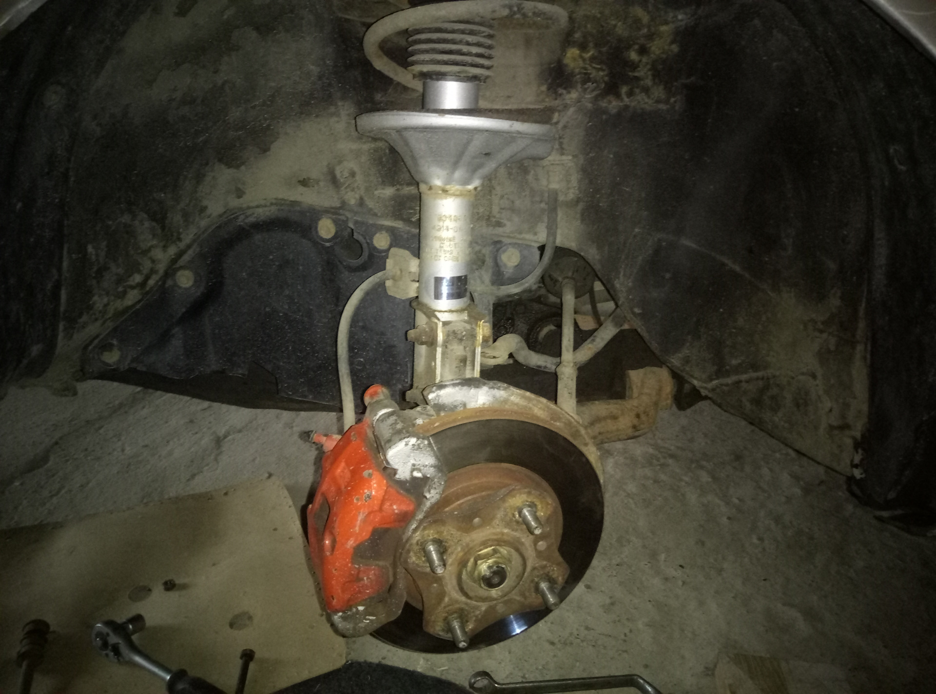 |Замена левого ступичного подшипника, ревизия рычага, восстановление ...