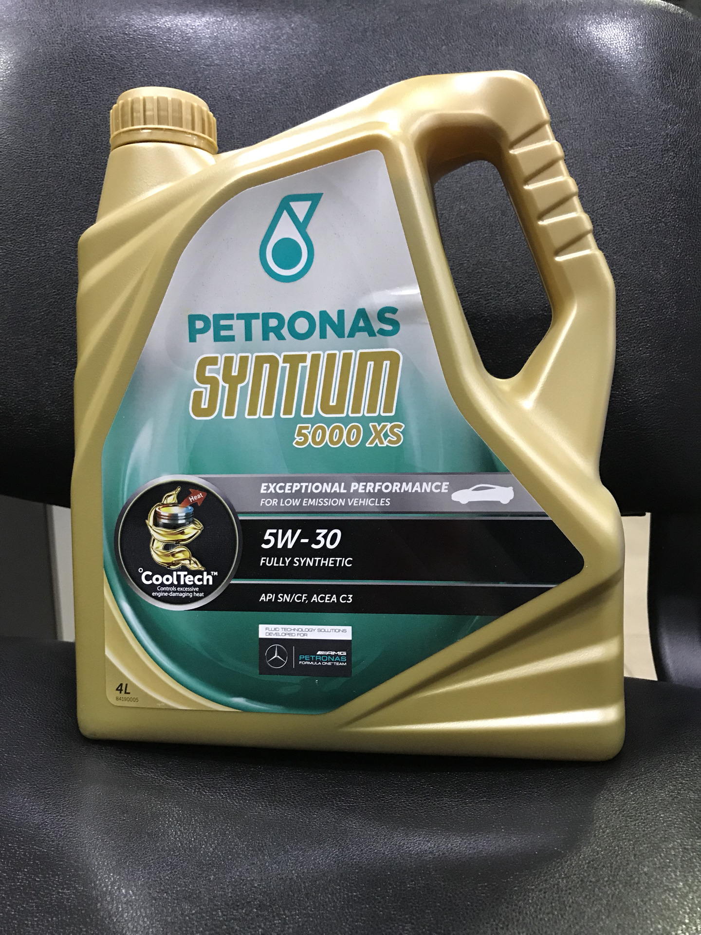 Petronas 5000 av. Syntium 5000 XS 5w-30. Petronas Syntium 5000 XS 5w30. Petronas 5w30 5000xs. Масло Петронас 5w-30.