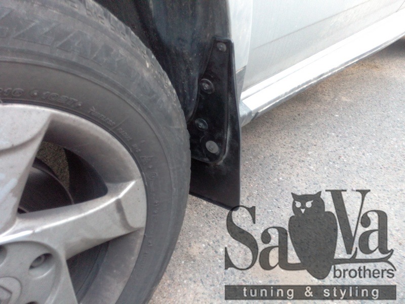Установка увеличенных брызговиков от ДастерГард — SaVaBrothers на DRIVE2