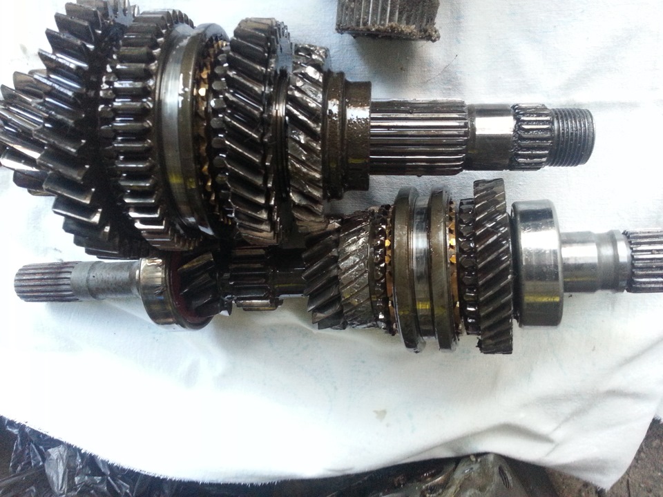 Разбор коробки, продолжение — Daihatsu Yrv, 1,3 л, 2001 года | своими ...