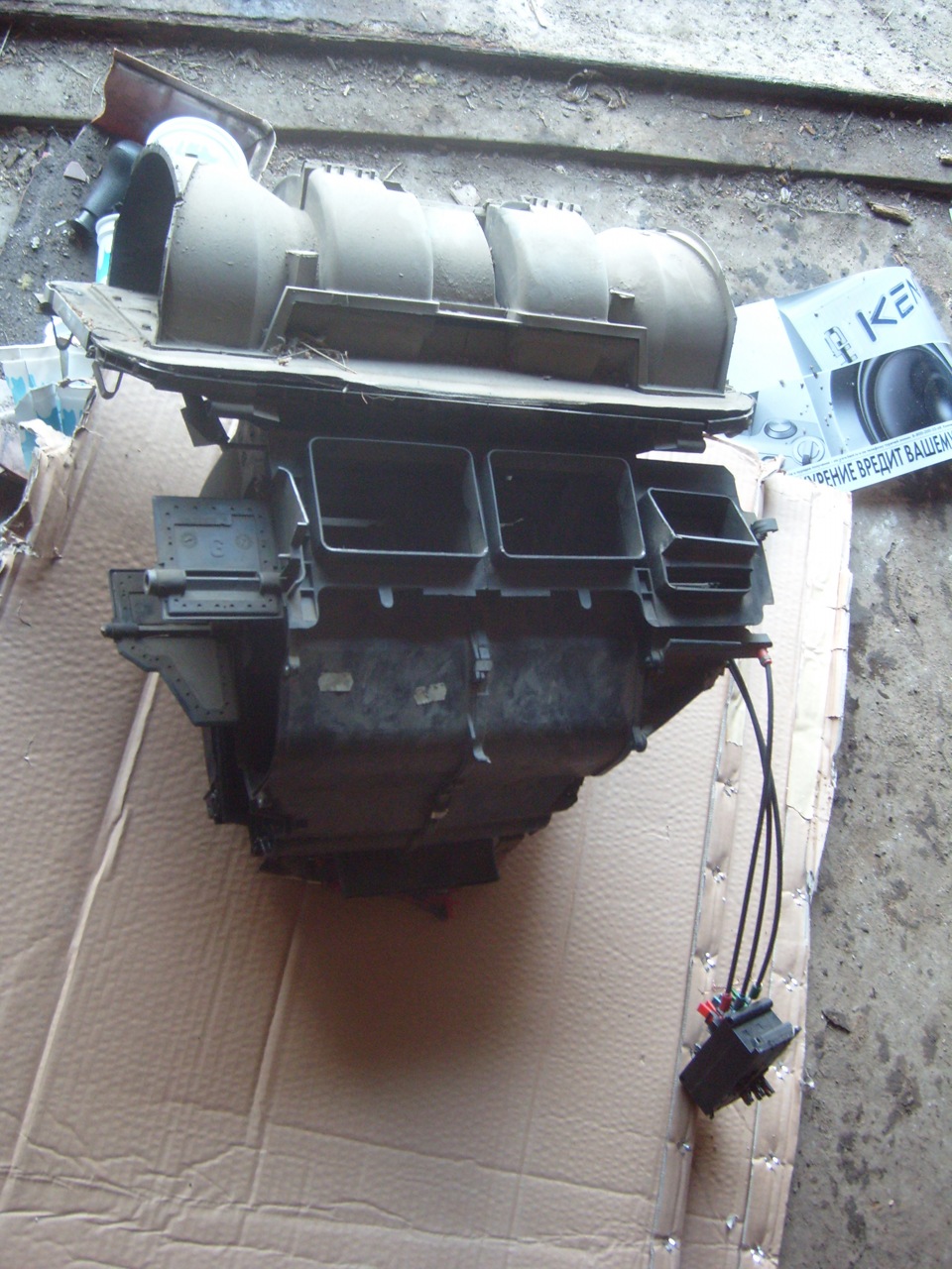 Снимаем печку, и начинаем клеить шумку) — BMW 5 series (E34), 2 л ...