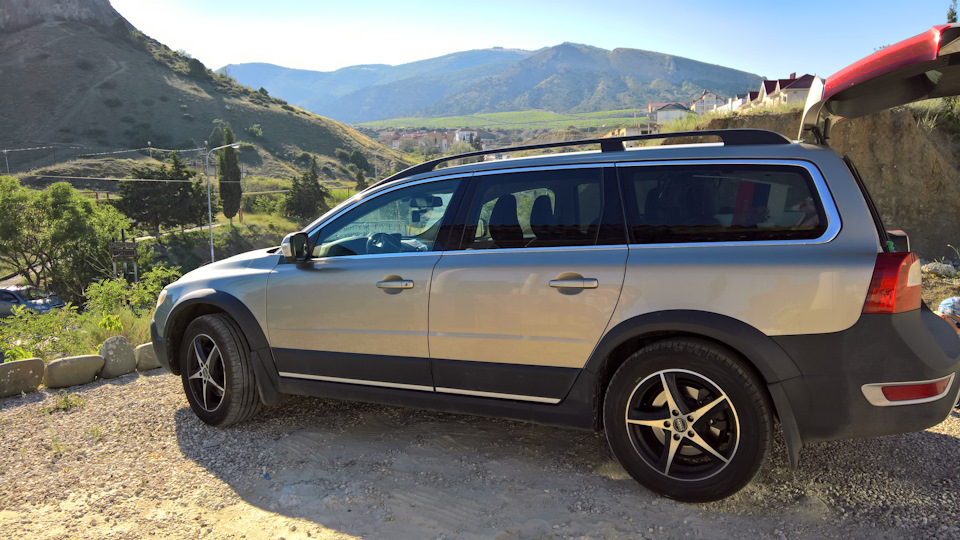 Фото в бортжурнале Volvo XC70 III