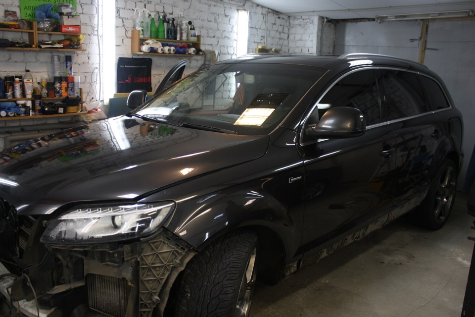 Audi Q7 голубой металлик. — RE-MARK STUDIO на DRIVE2