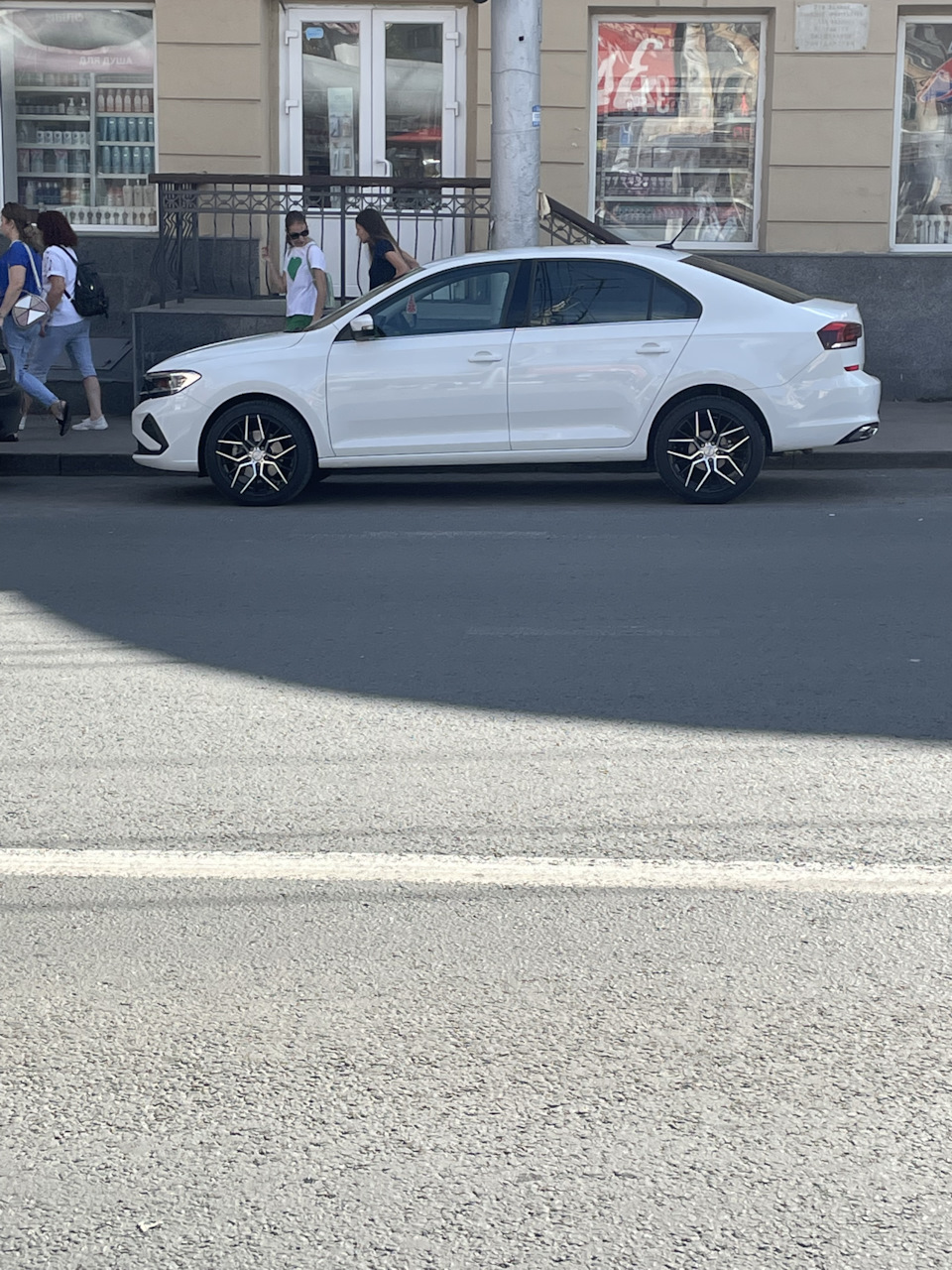 Занижение для поло лифтбек — Volkswagen Polo liftback, 1,4 л, 2022 года ...