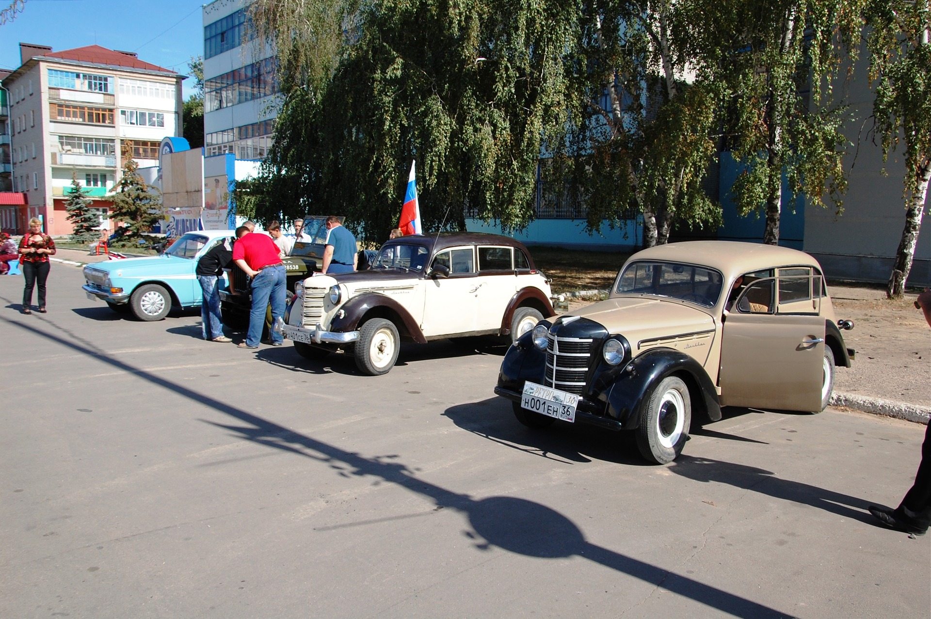 День города Россошь… — ГАЗ 24, 1976 года | фотография | DRIVE2