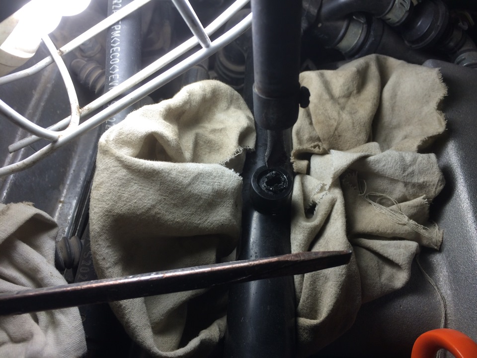 Замена термостата — Audi A4 (B7), 1,8 л, 2006 года | своими руками | DRIVE2