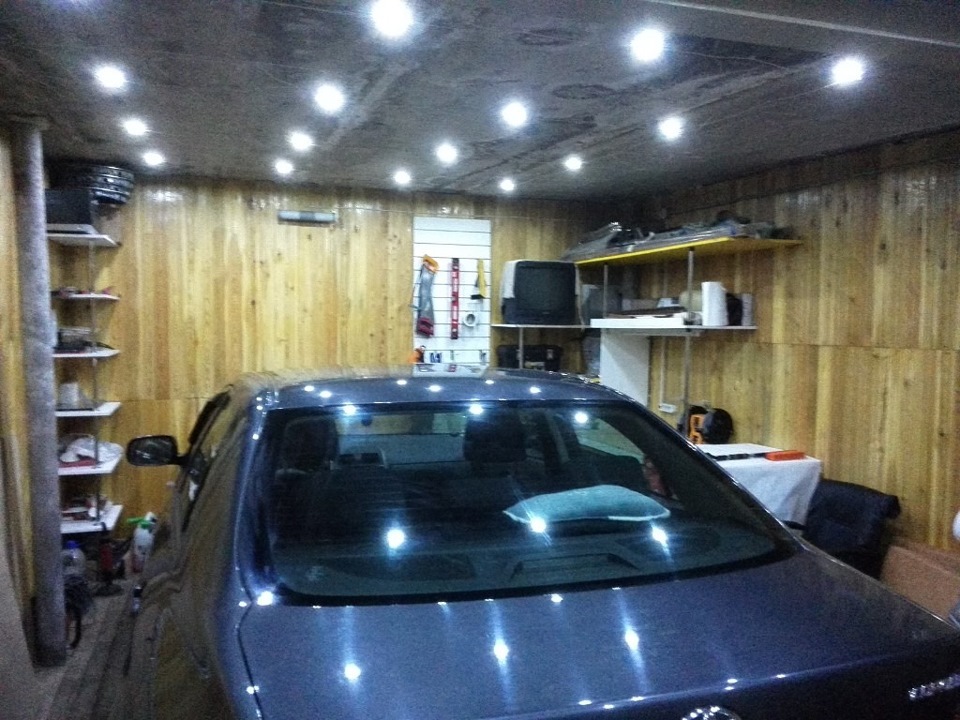 Drive garage