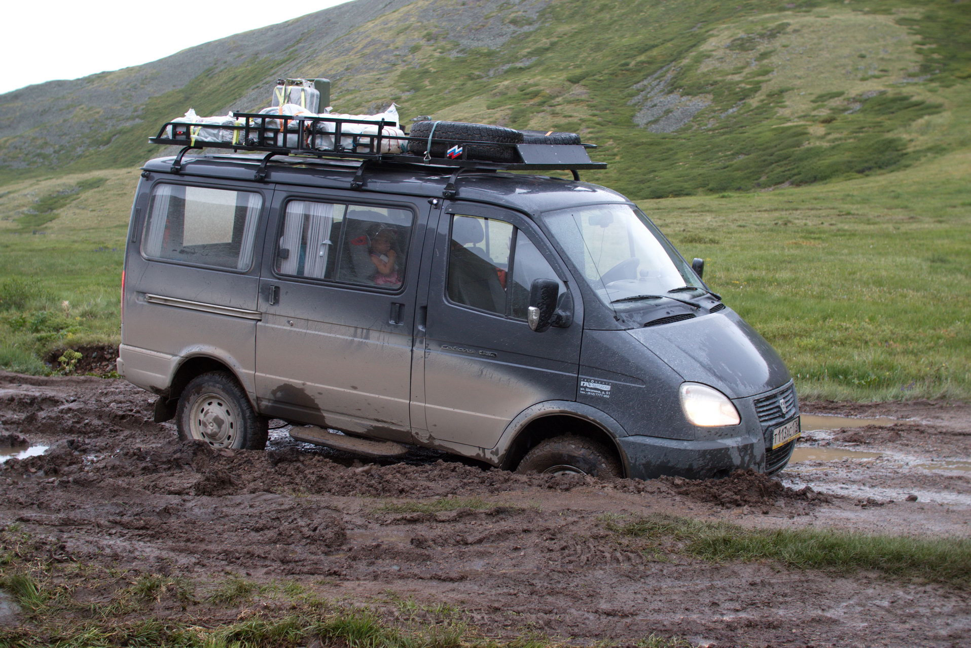 Что такое баргузин. В путешествие на Соболе 4*4. Кемпер 4x4 Баргузин. Баргузин 4х4 для путешествий. Соболь 4х4 туристический.