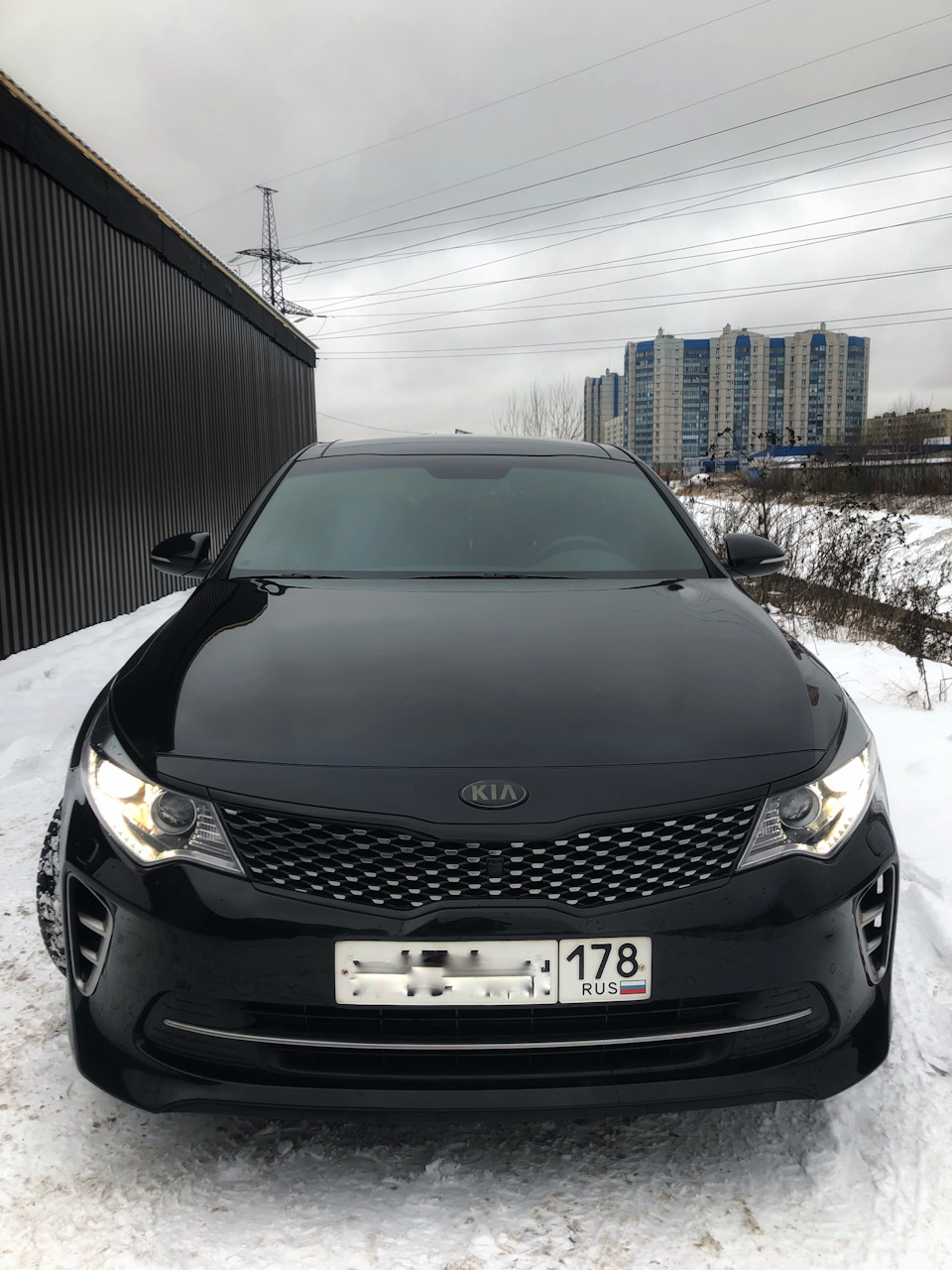 Kia Optima k5 черная антихром