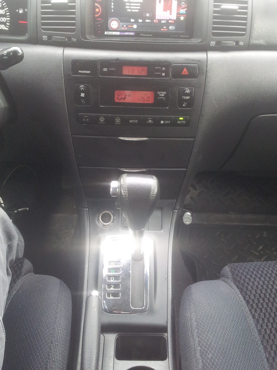 снова переделка панели — Toyota Corolla (120), 1,6 л, 2006 года ...