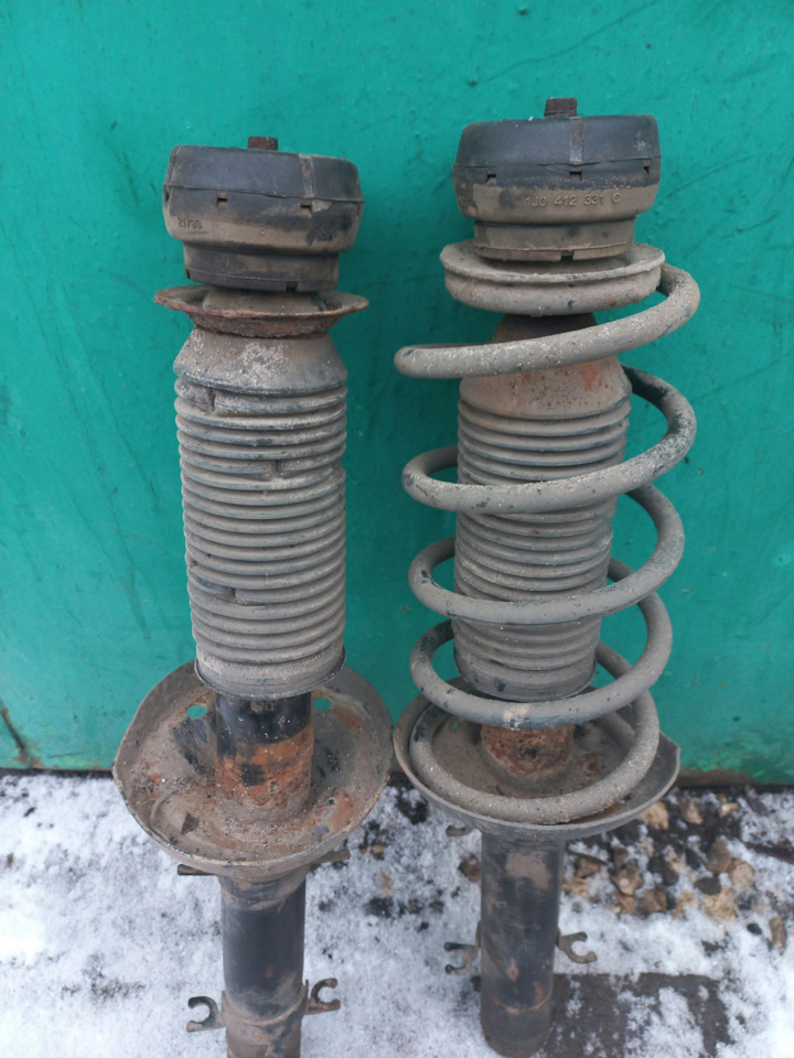 Передние стойки golf 4 bora jetta на Volkswagen Bora (1G), Volkswagen ...