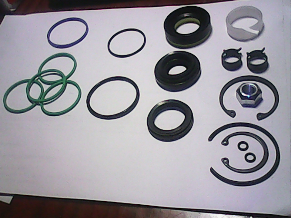 Ремкомплект рулевой рейки рено логан 2. Cr9004kit. Ремкомплект рулевой рейки гур. Dc 9001 kit ремкомплект. Ремкомплект рулевой рейки 2110.