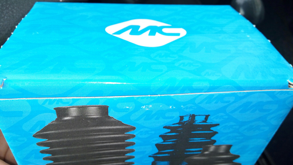 Замена пыльников шруса, и замена масла в двигателе — Renault Twingo I ...