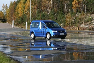 Финские машины которые можно водить с 15 лет. Смотреть фото Финские машины которые можно водить с 15 лет. Смотреть картинку Финские машины которые можно водить с 15 лет. Картинка про Финские машины которые можно водить с 15 лет. Фото Финские машины которые можно водить с 15 лет