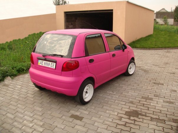 Pink Daewoo Matiz