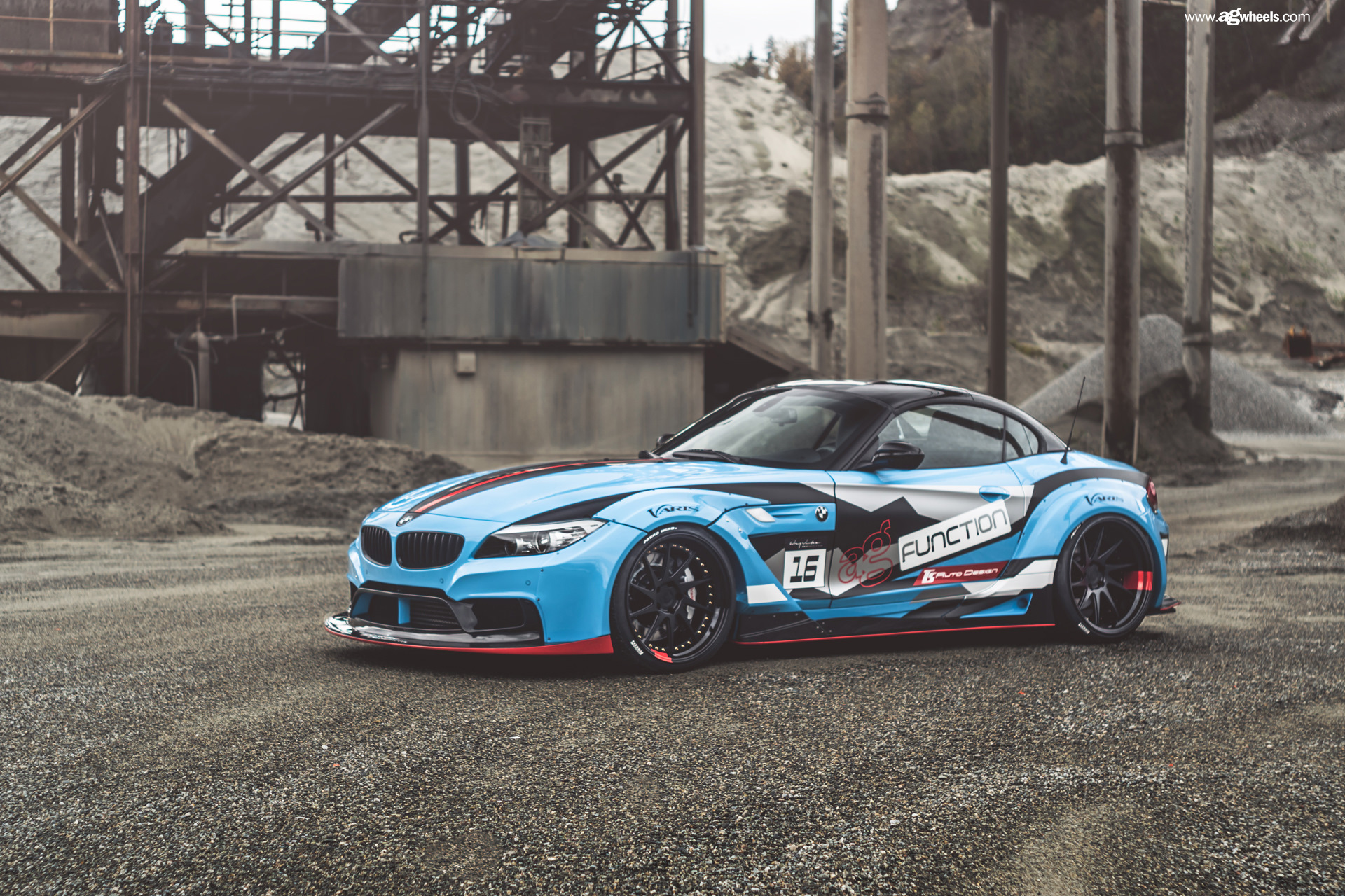 Машина BMW BMW z4 Tuning