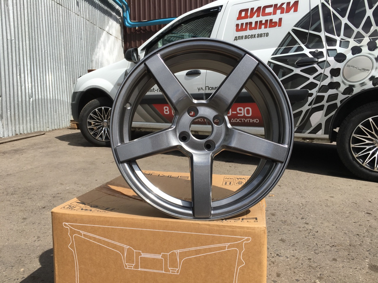 Диски r16 4x100 на весту. Диски Воссен cv3 17 5 100 r17 гольф 4. Vossen cv3 r17 4x100. Диск r17 Vossen grafit. Диски Воссен 17.