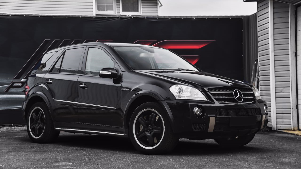 Mercedes benz ml 63 amg w164. Ml 63 AMG w164. Mercedes Benz w164 AMG. Mercedes ml63 w164. Ml 63 AMG 164.