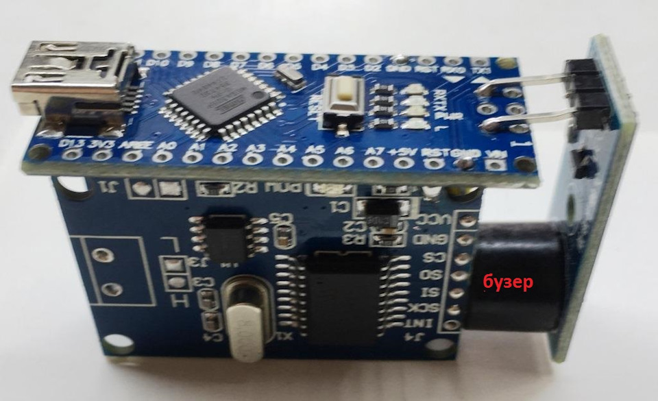 Вот и бузер неплохо устроился. — Lada XRAY