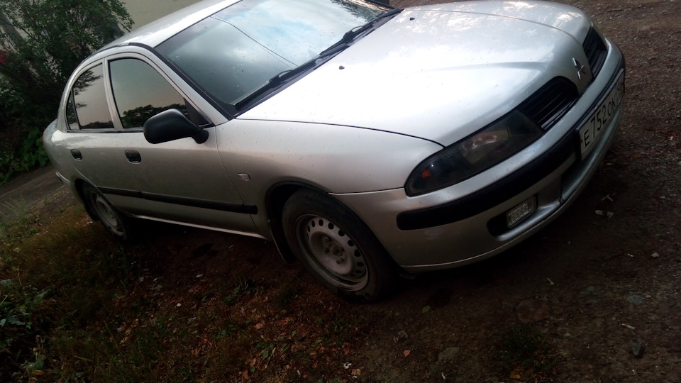 Кипит тосол в расширительном бачке — Mitsubishi Carisma, 1,6 л, 2003 ...