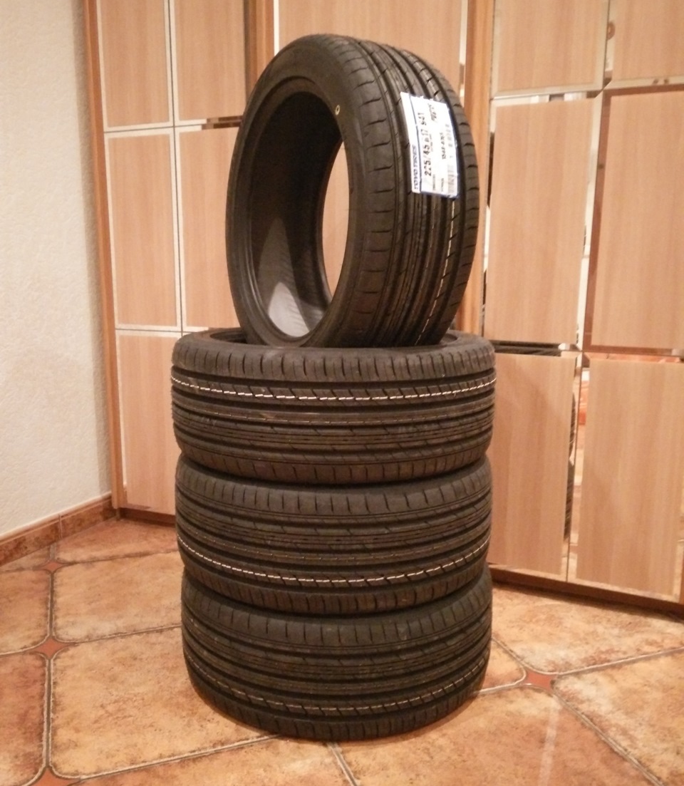 Летние шины Toyo Proxes C1S 225/45 R17 94Y — Volvo S40 (2G), 2,4 л ...