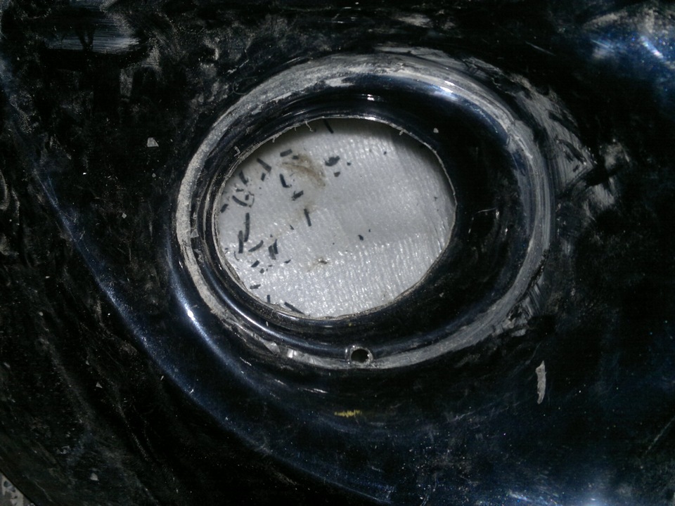 фара противотуманная ваз 21704. птф гранта диаметр отверстия. птф рено меган 2. 96687005 окантовка отверстия противотуманной фары. отверстия под птф.