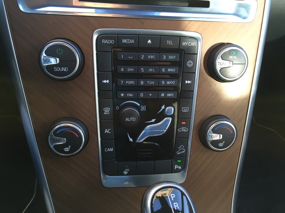 Фото в бортжурнале Volvo XC60 (1G)