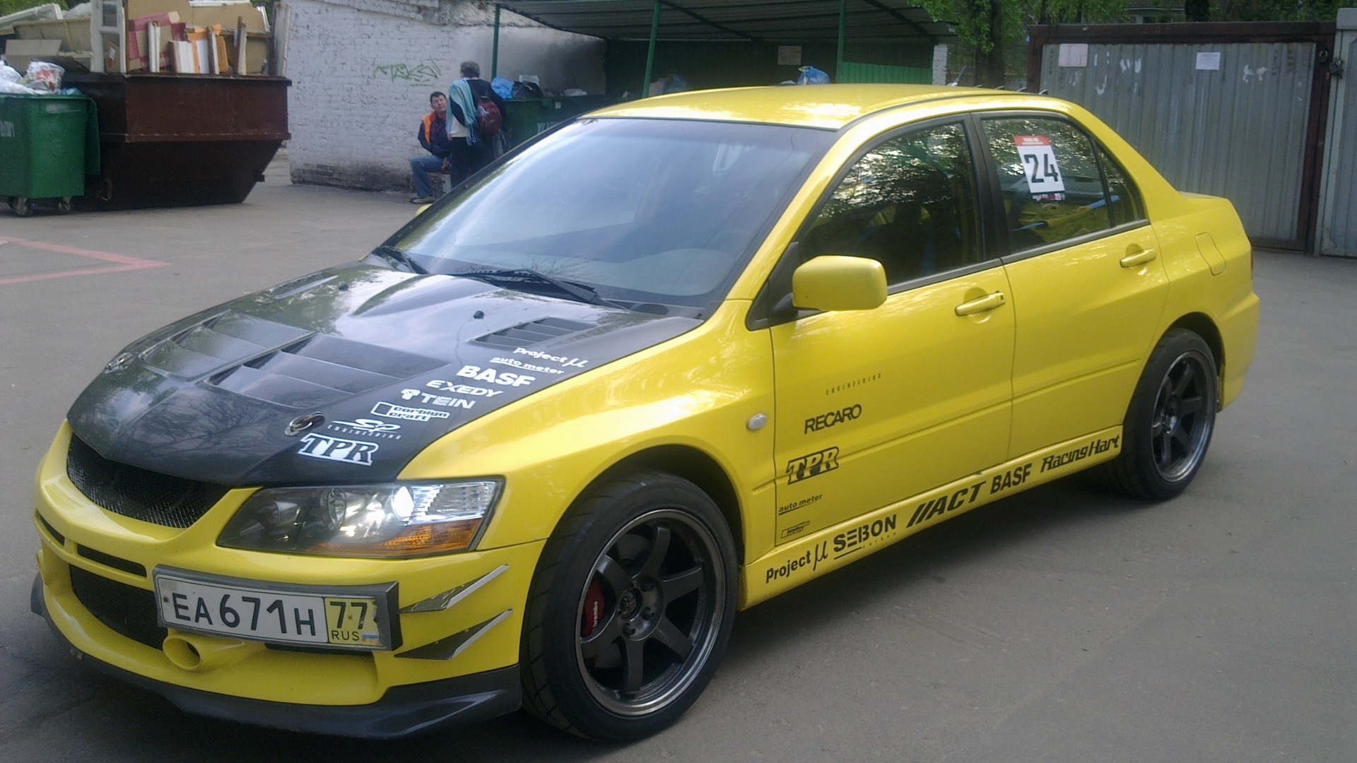 Mitsubishi Lancer Evolution 9 Р¶РµР»С‚С‹Р№