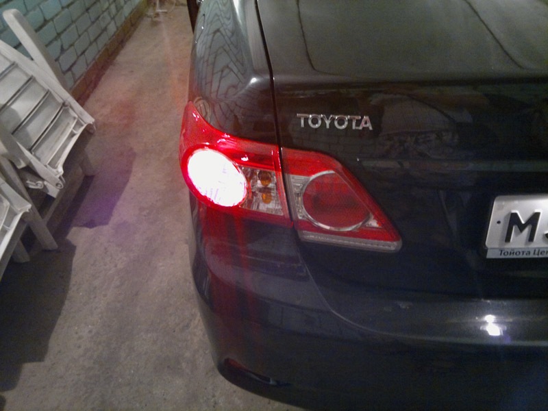 Установка LED в габаритные огни/стоп-сигналы — Toyota Corolla (140/150 ...