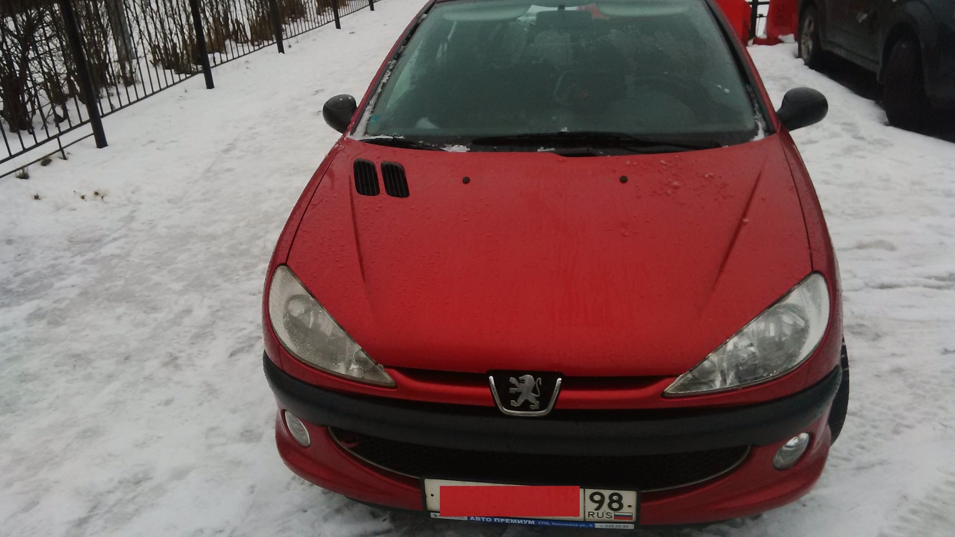 Peugeot 206 1.4 бензиновый 2007 | красный металлик на DRIVE2