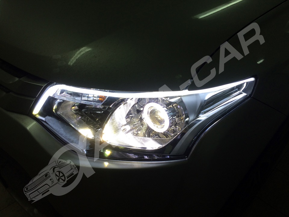 Mitsubishi Outlander 3. Билинзы и гибкие ДХО с поворотником — Alfa-Car ...