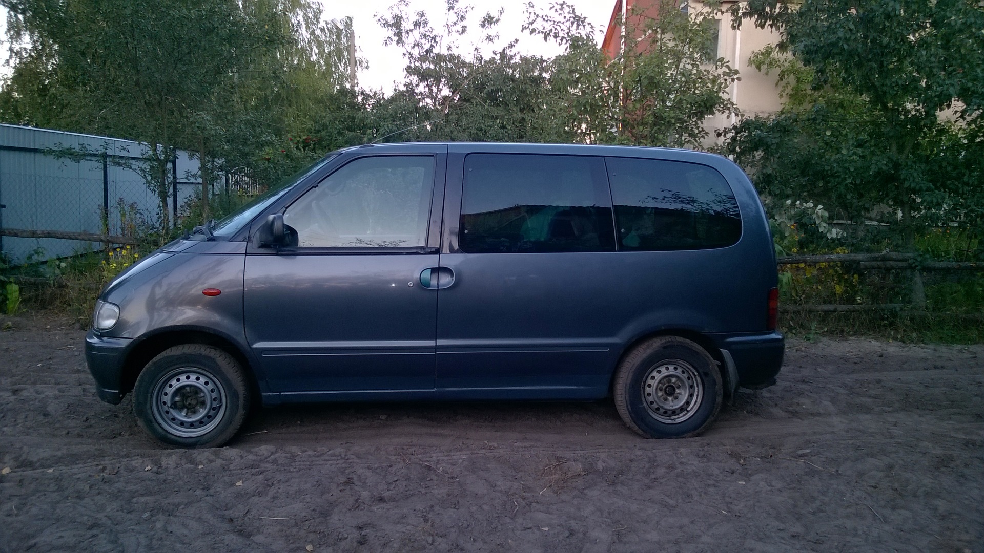 Nissan Serena Diesel