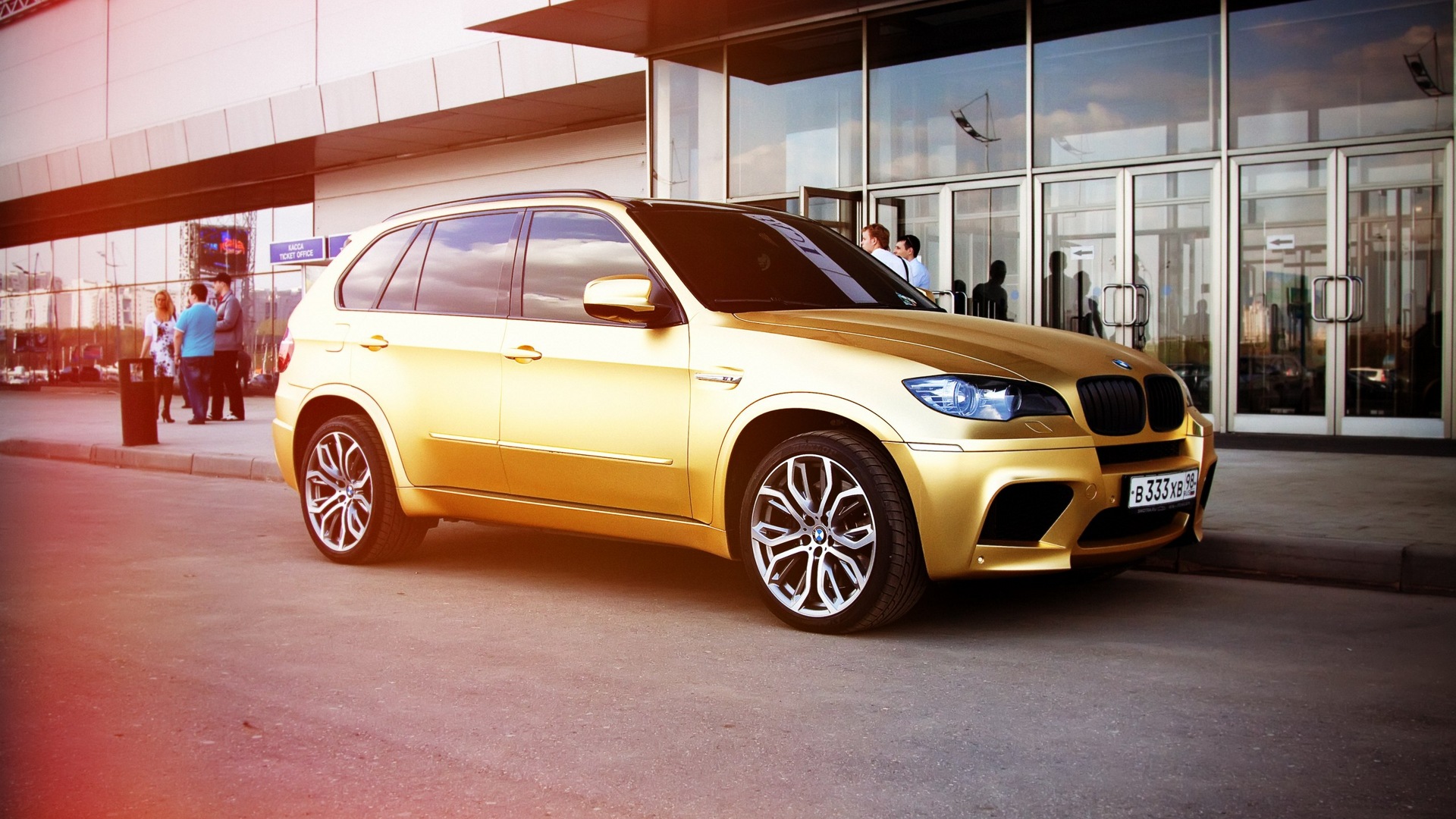 BMW x5m smotra