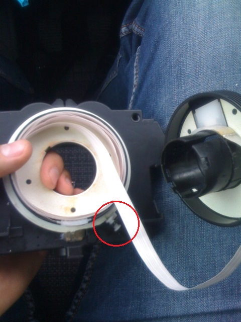 Калибровка датчика угла поворота руля — Peugeot 307, 2 л, 2002 года ...