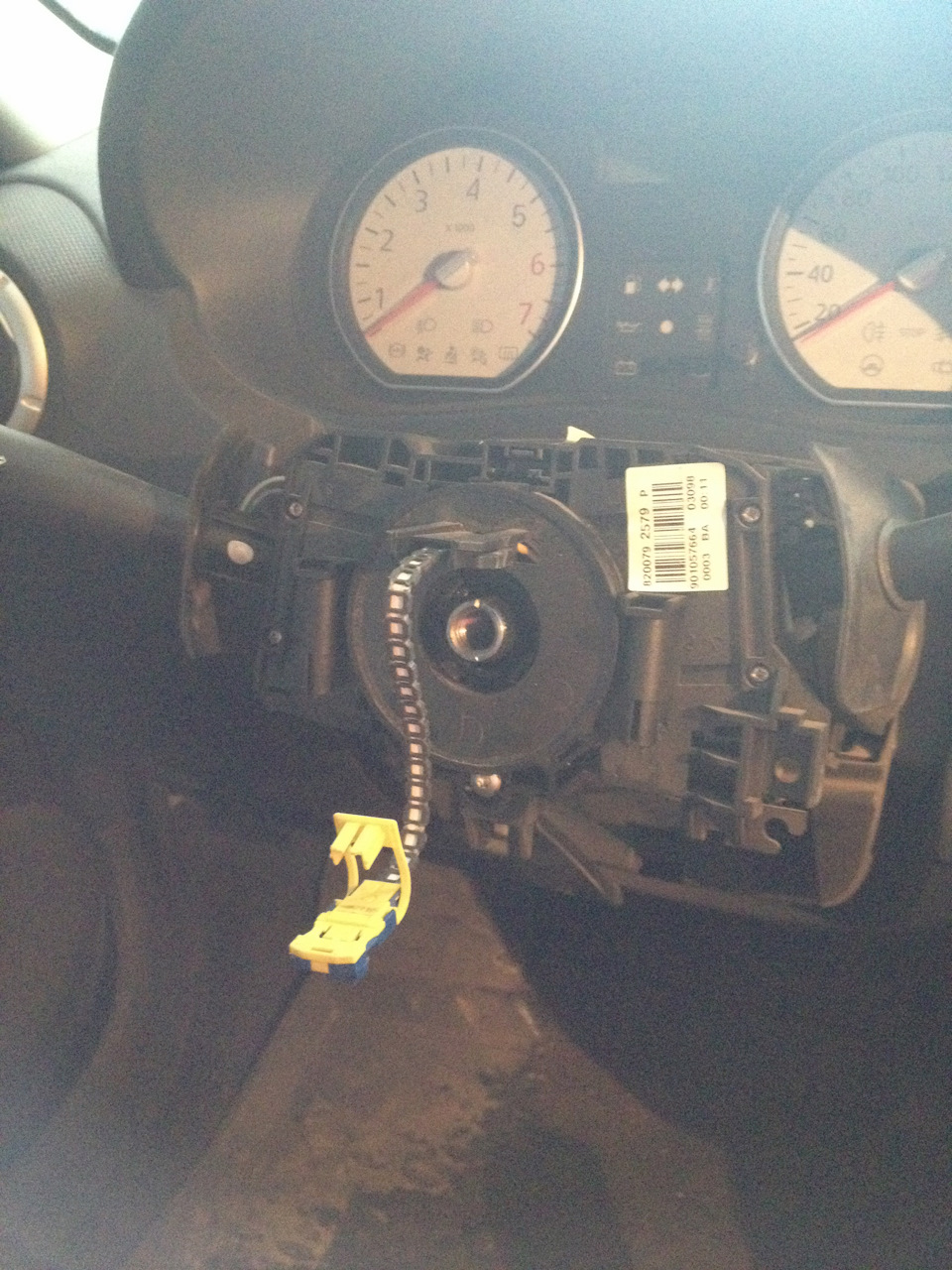 Установка 2 DIN INCAR CHR-7120 в Логан — DRIVE2