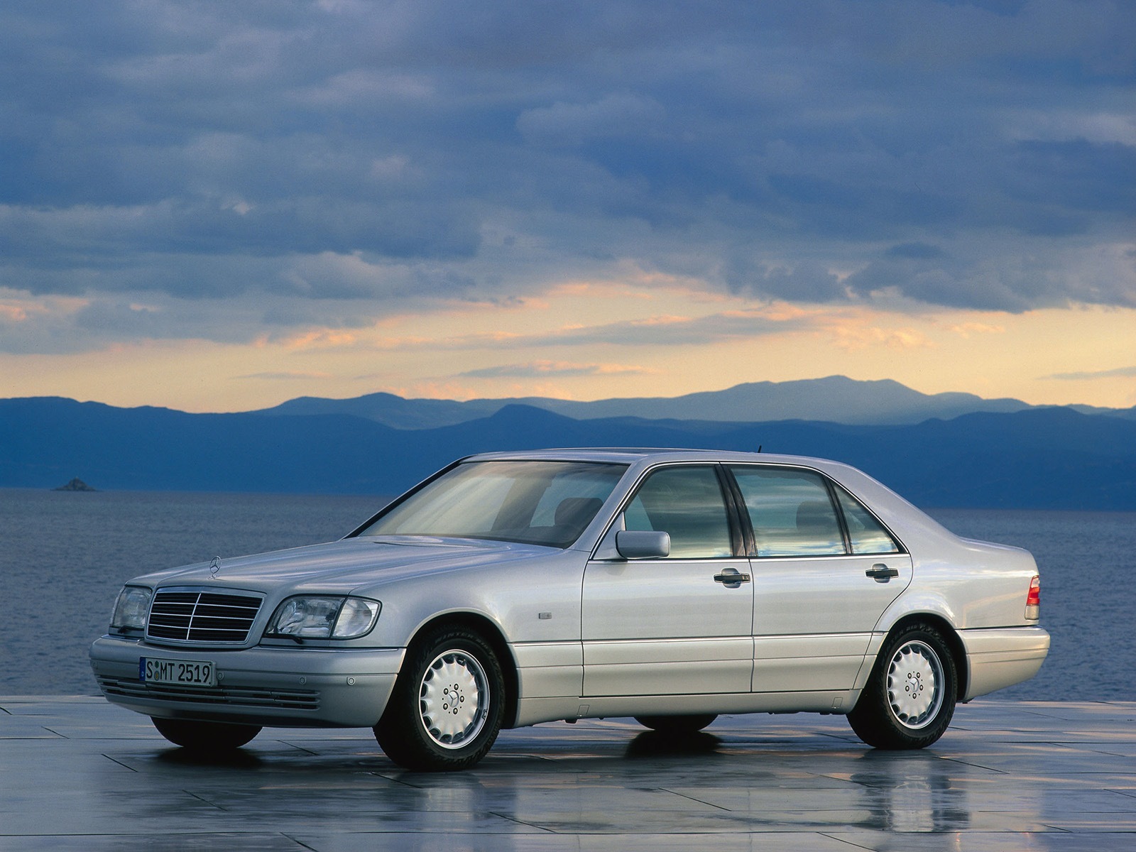 Mercedes Benz w140 s600