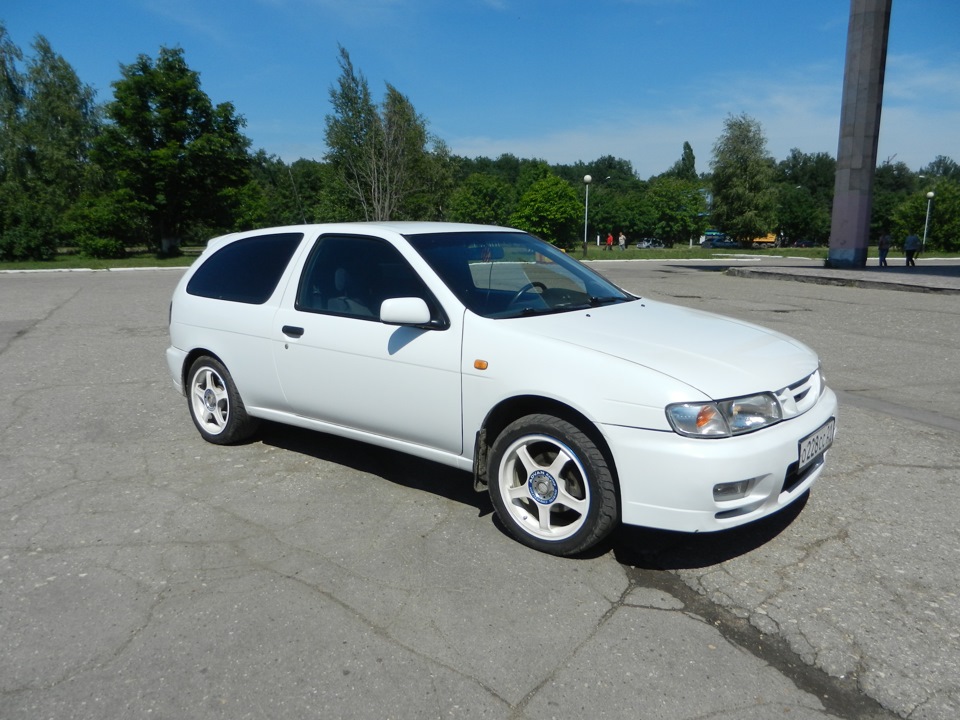 nissan almera n15