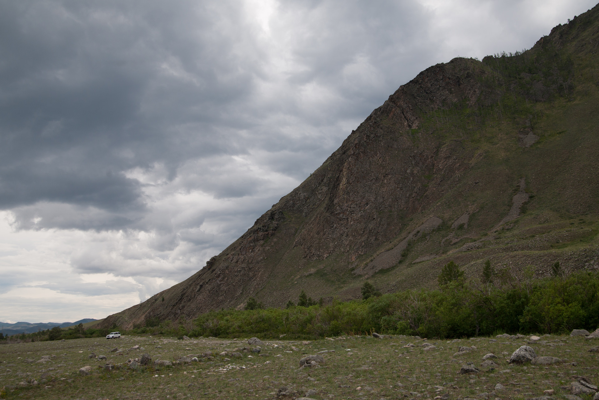 Сарминское ущелье на Байкале
