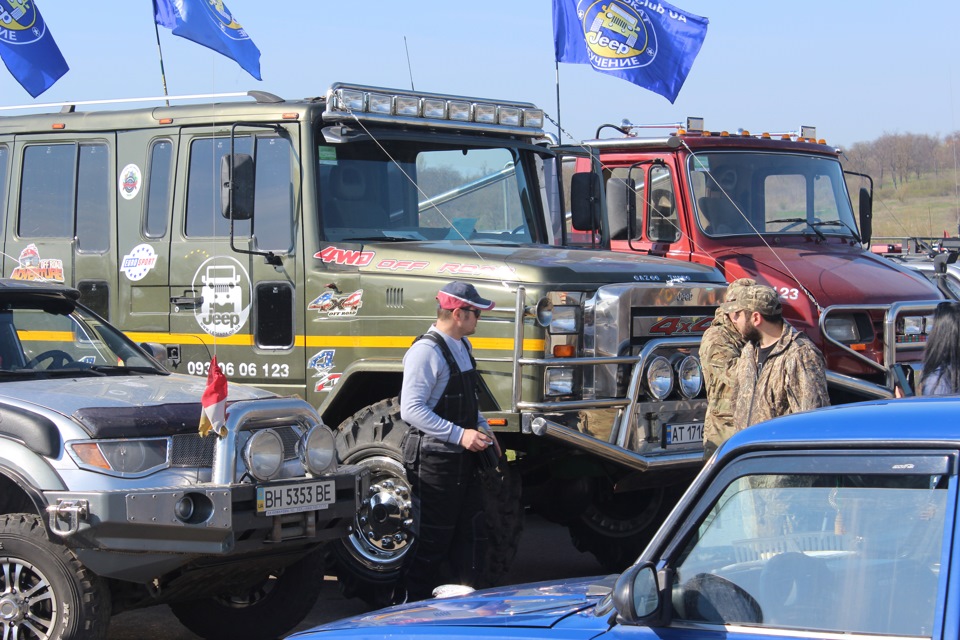 Фото в бортжурнале Nissan Navara (1G). Запчасти на фото: BHS353