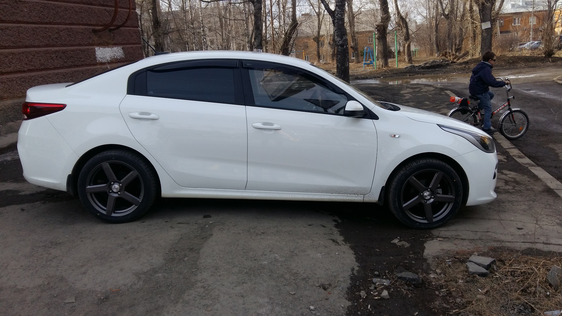 Kia Rio 4 диски r17 VFS 1