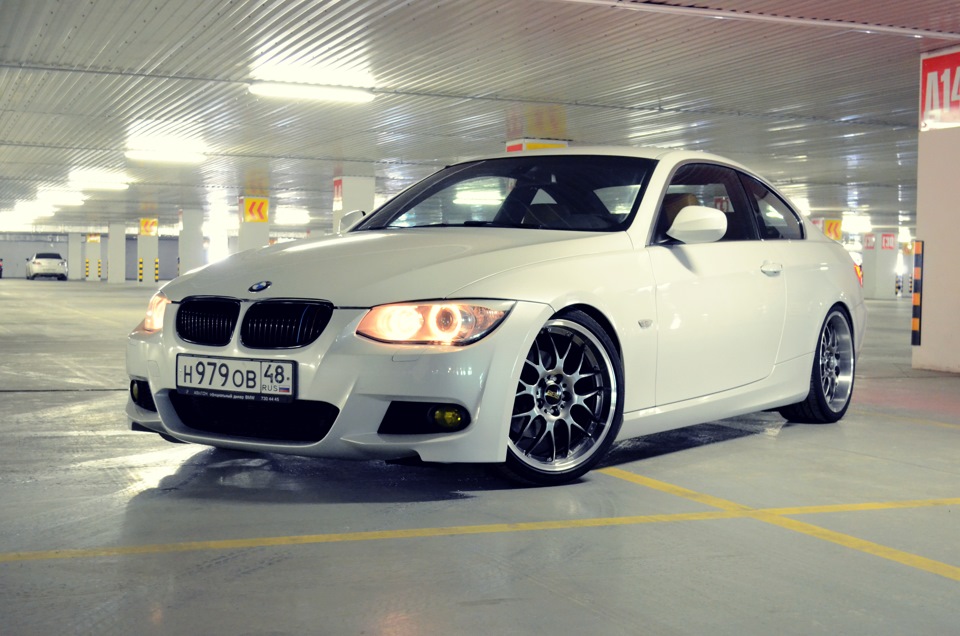 BMW e92 Coupe белая