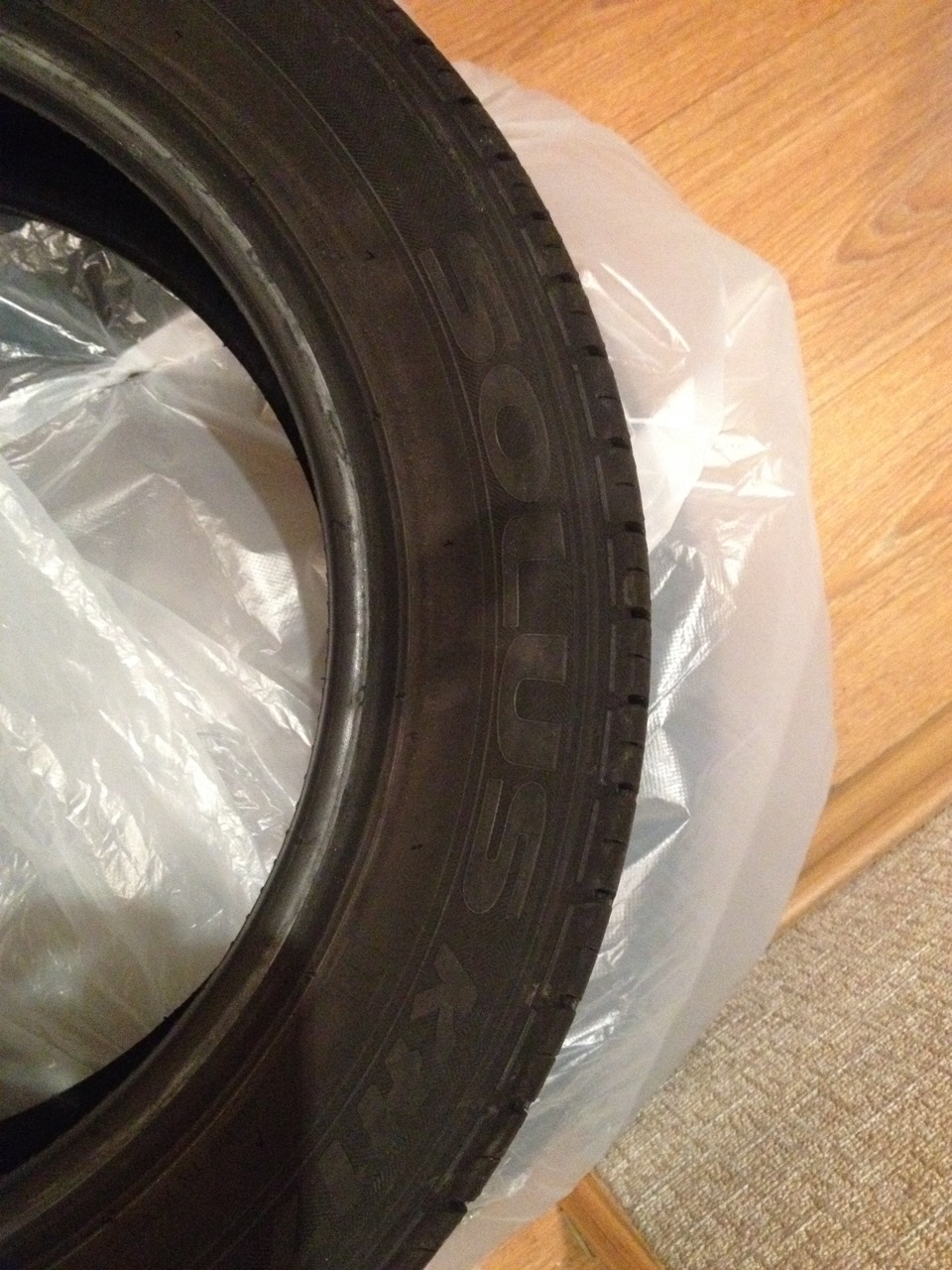 покрышка kumho ecowing es31. Kumho r14 165 60. Kumho ecowing es01. Kumho r14 165 60. кумхо 185 60 14 h 82 769.