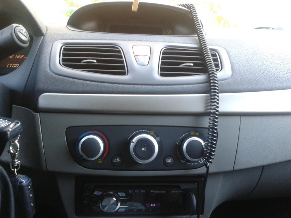 Фото в бортжурнале Renault Megane III