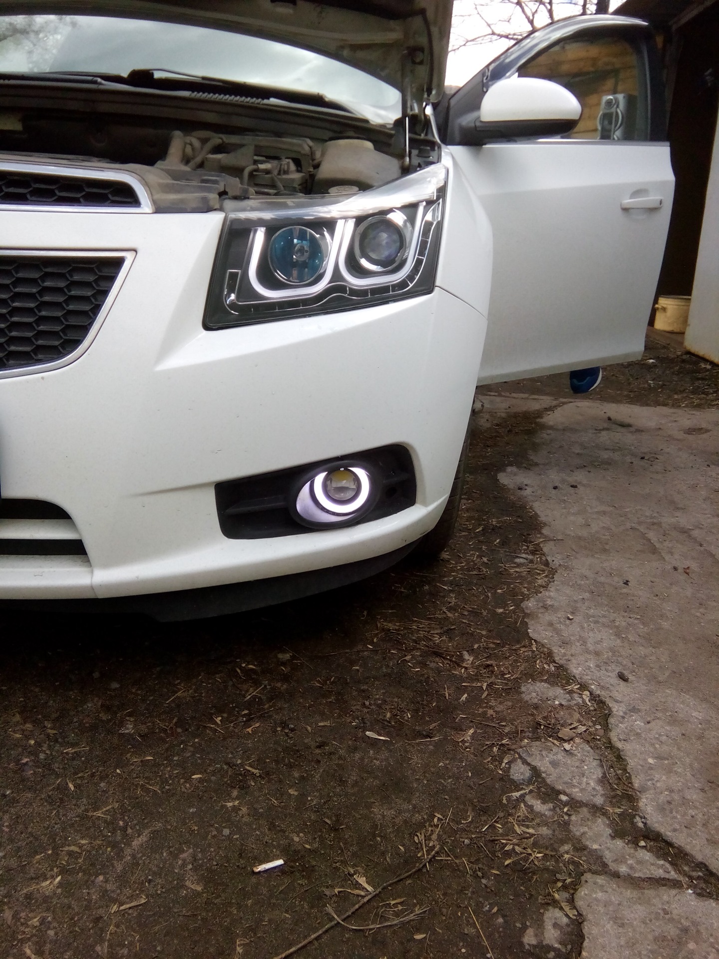 Птф шевроле круз 2011. Фото туманки на шевроле круз. Оранжевые габариты шевроле круз. Птф шевроле круз 2011. Chevrolet cruze 2011 птф led.