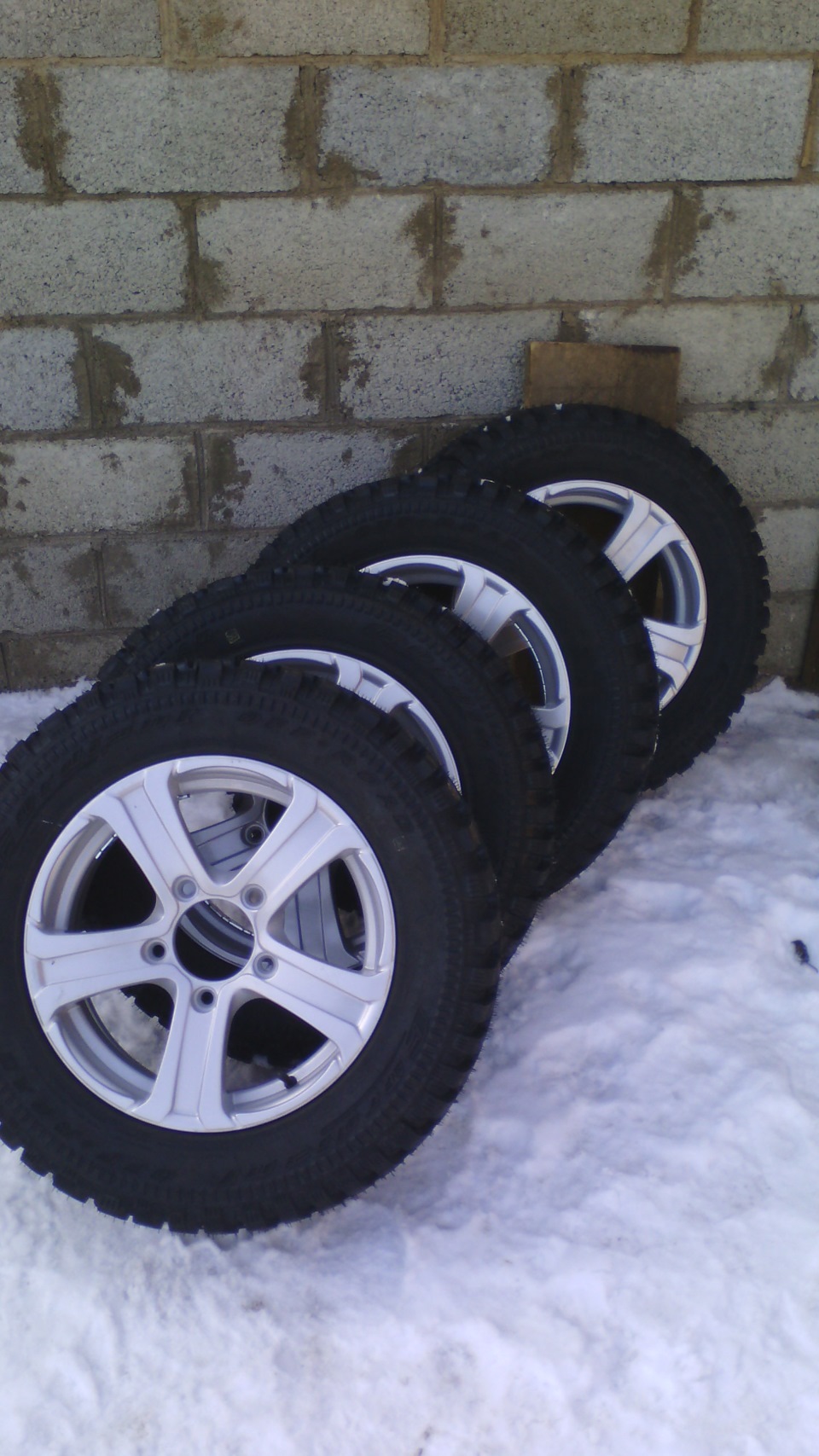 Приобрел для грязи Cordiant Off Road 215/65 R16 — Lada 4x4 3D, 1,7 л ...