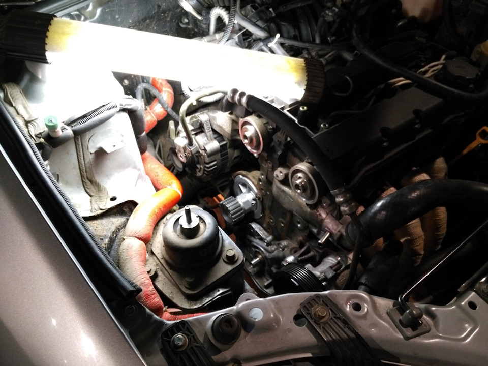 Сальники валов сухие, менять не стали, хоть они и были закуплены — Chevrolet Lacetti 5D